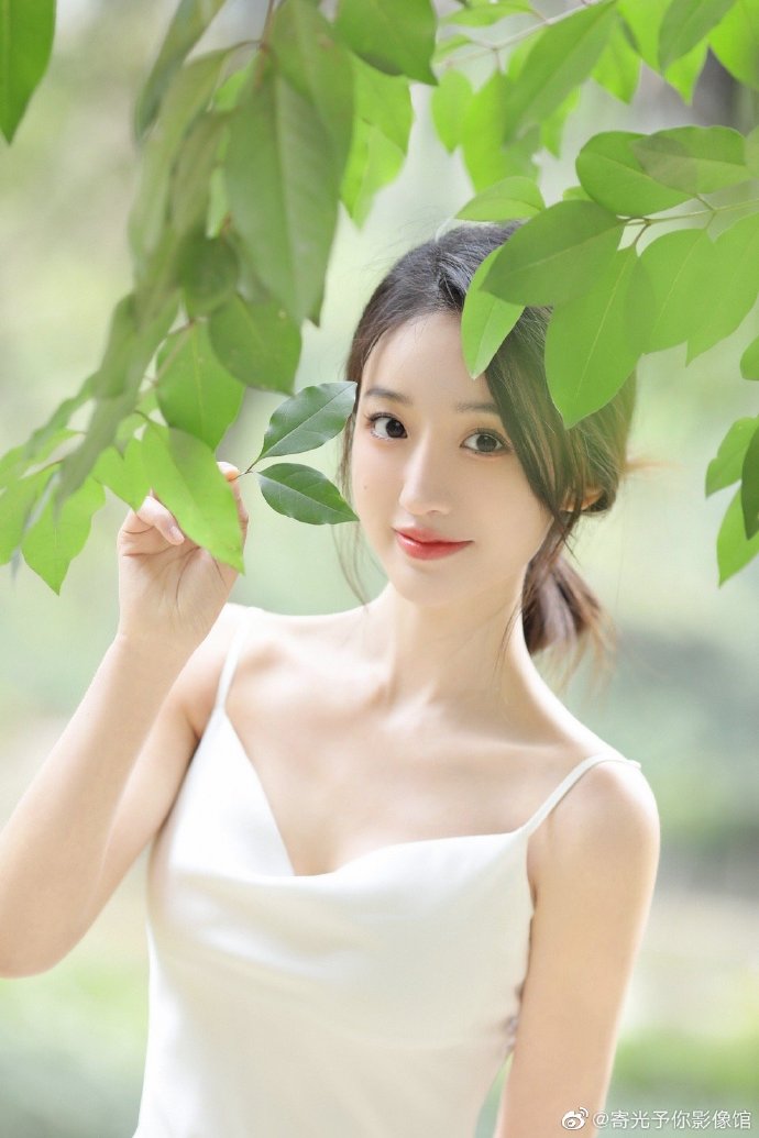 美丽人生 封面